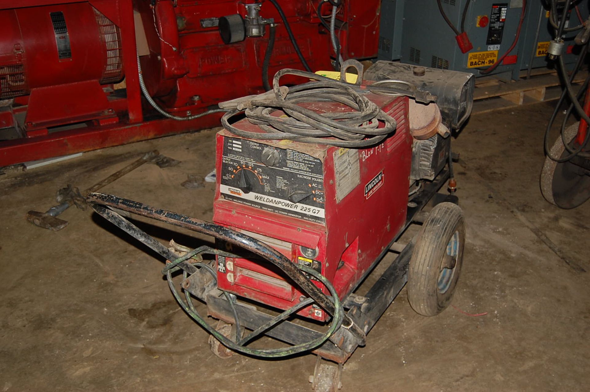 Lincoln Weldanpower 225-G7 Gasoline Operated Welder, Model #WP-225-G7, Code #9317, SN A1128701, - Image 4 of 4