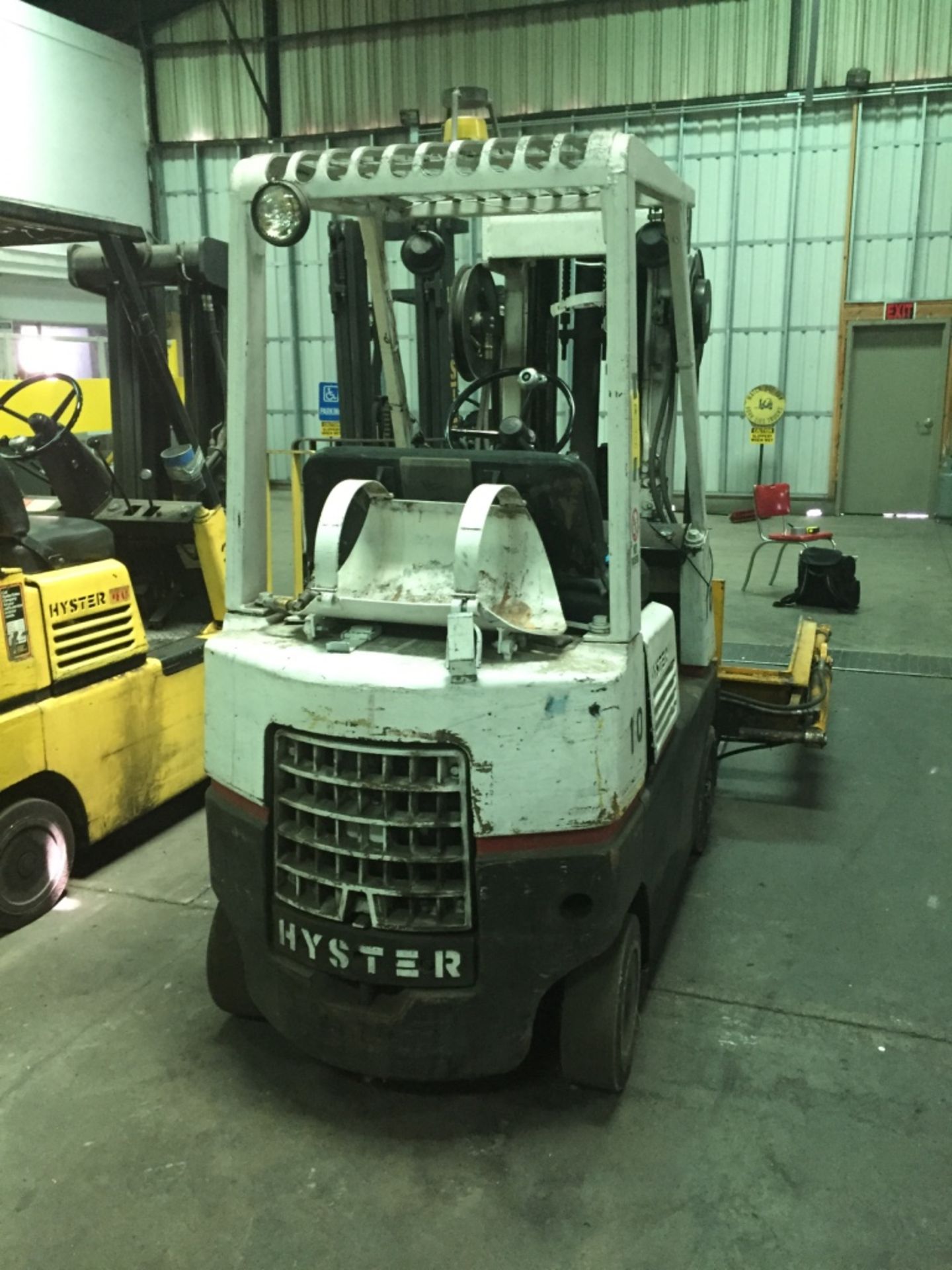 Hyster Lift Truck Model S40E S/N D002DC8851A With Bin Attachment - Image 3 of 4