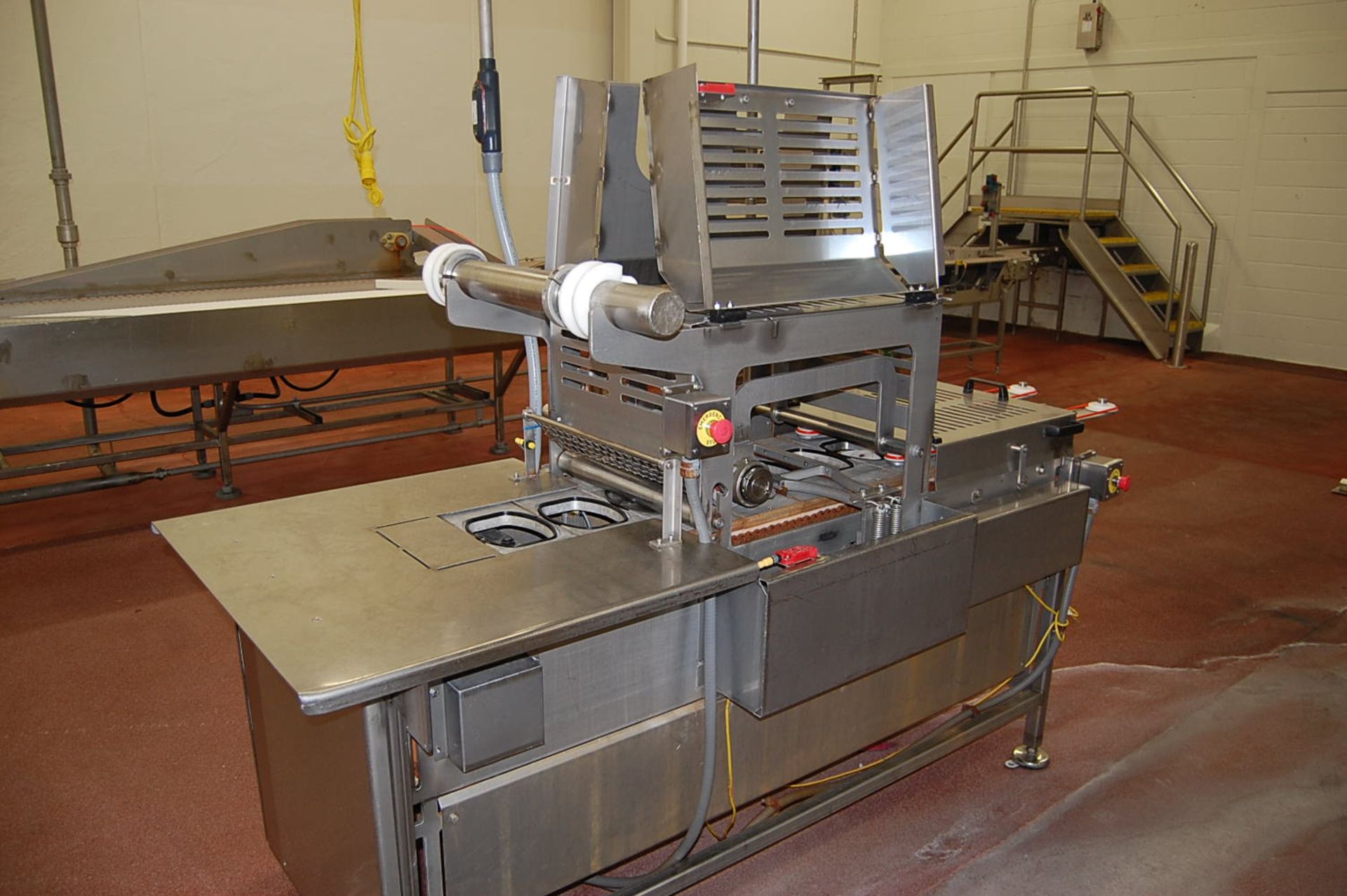 Stainless Specialties Tray, Sealer, SS Reliance, 1 HP Motor, 208-230 Volt, ID 54143 - Image 2 of 2