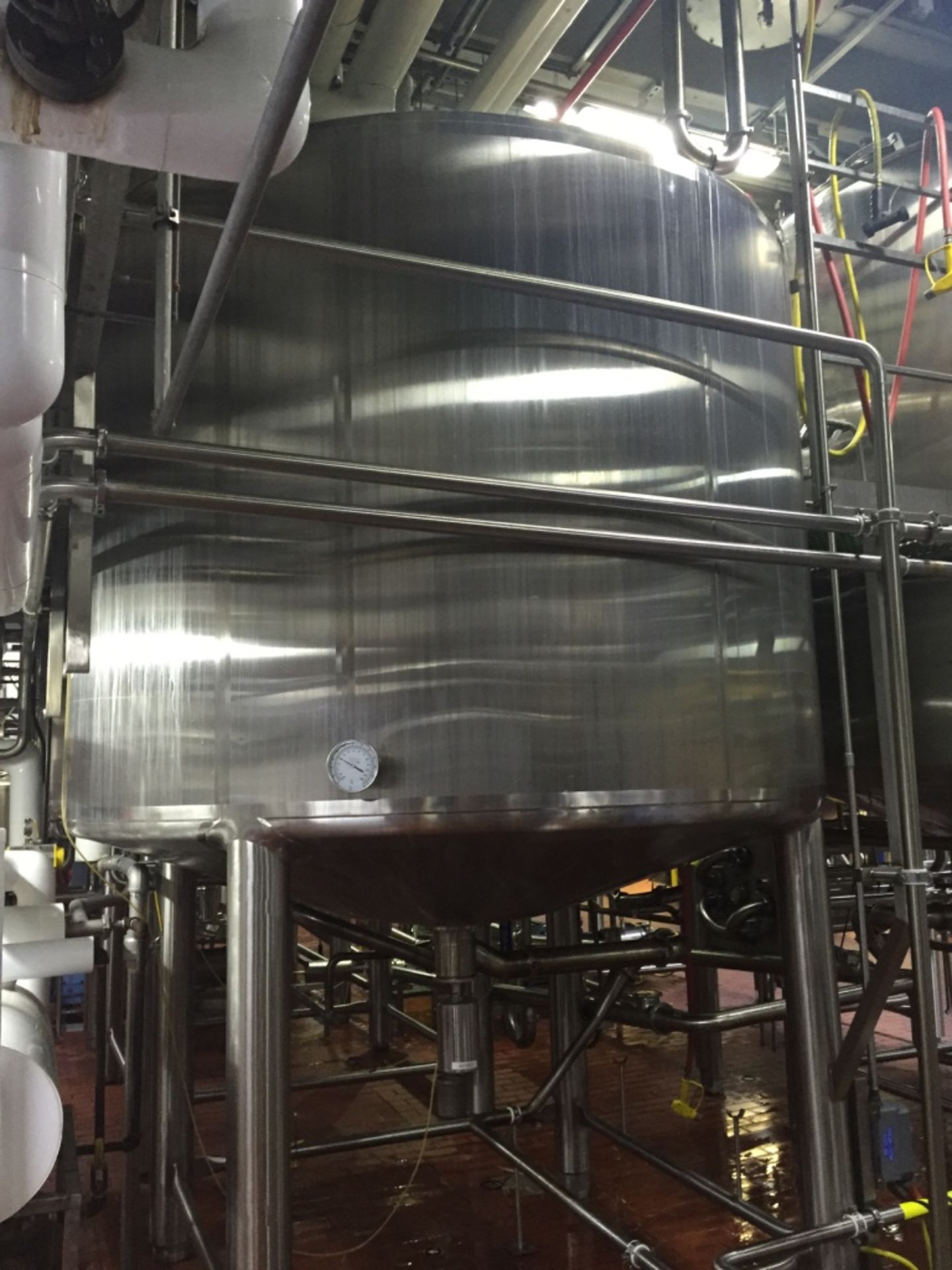 SFI (Stainless Fabrication Incorporated) 3000 Gallon Fermentation Tank S/N 5133 Atmos - Rigging Fee