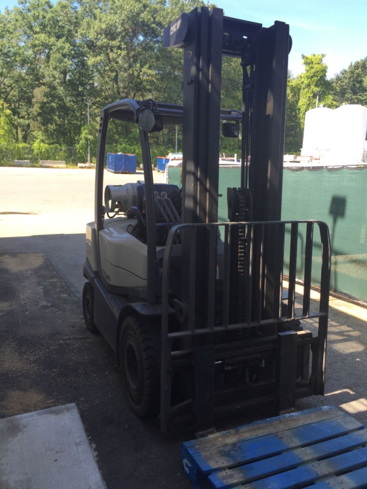 Crown Propane Fork Truck, Rigging Fee $75, If Crating or Lumber is Needed Add Additional $50 - Image 2 of 7