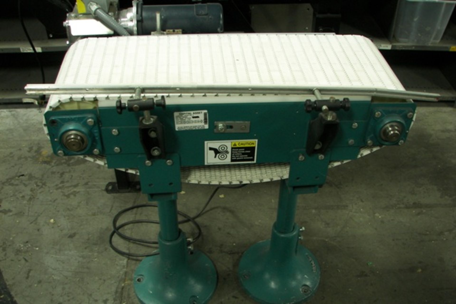 Bilt-Rite Mattop Transfer Conveyor 36 In L x 12" W  - RIGGING AND HANDLING FEES: $90 - Image 3 of 3