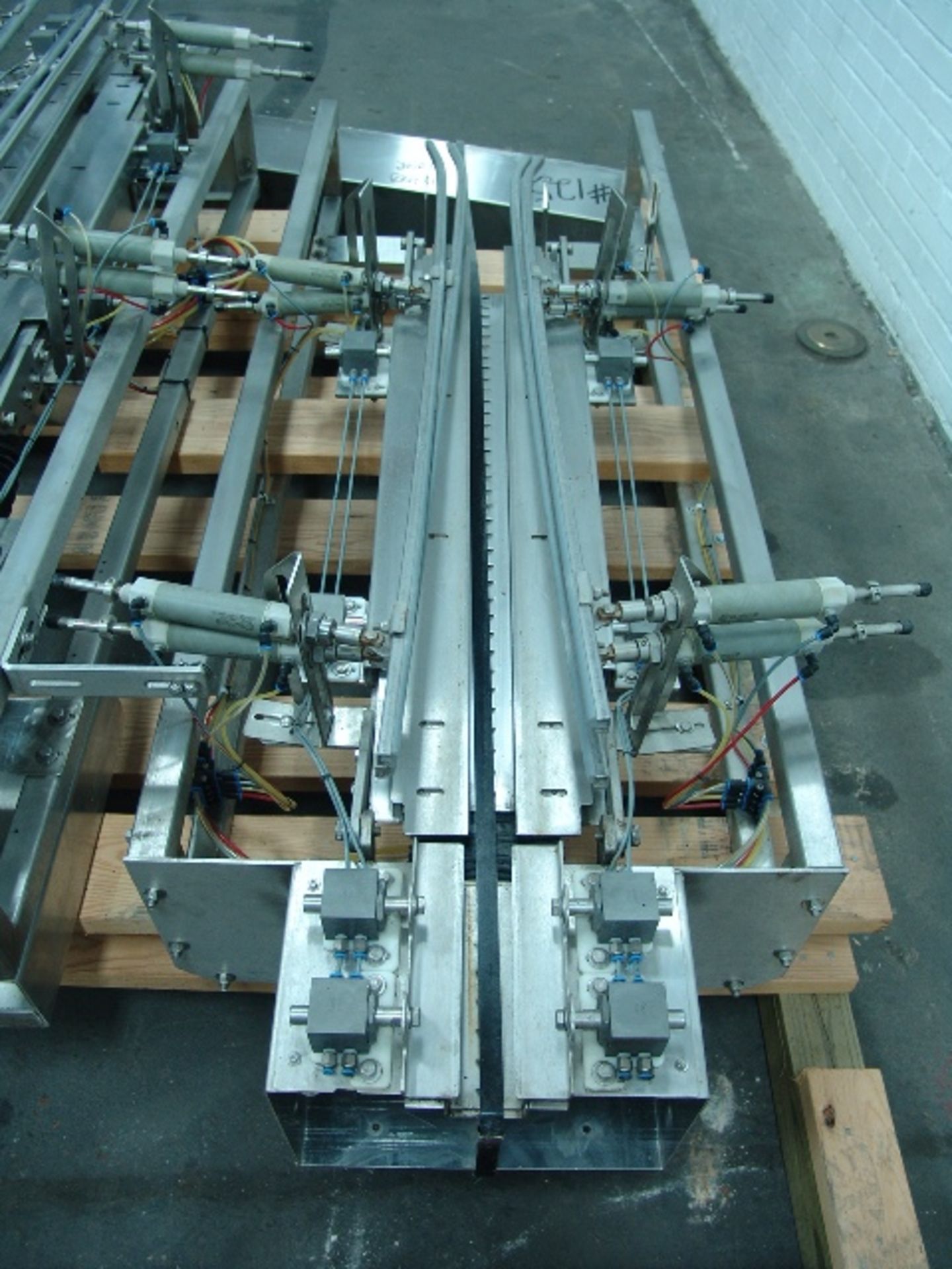 Ambec Air Conveyor for PET Bottles  - RIGGING AND HANDLING FEES: $290 - Image 2 of 9