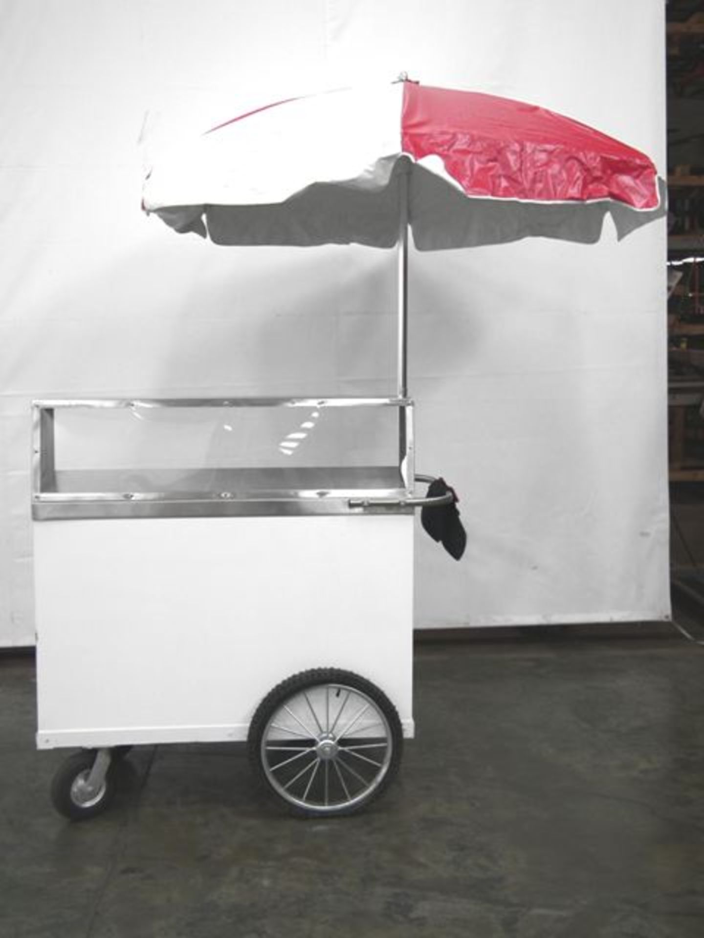 All Stars Food Deli Cart Model 104  - RIGGING AND HANDLING FEES: $100