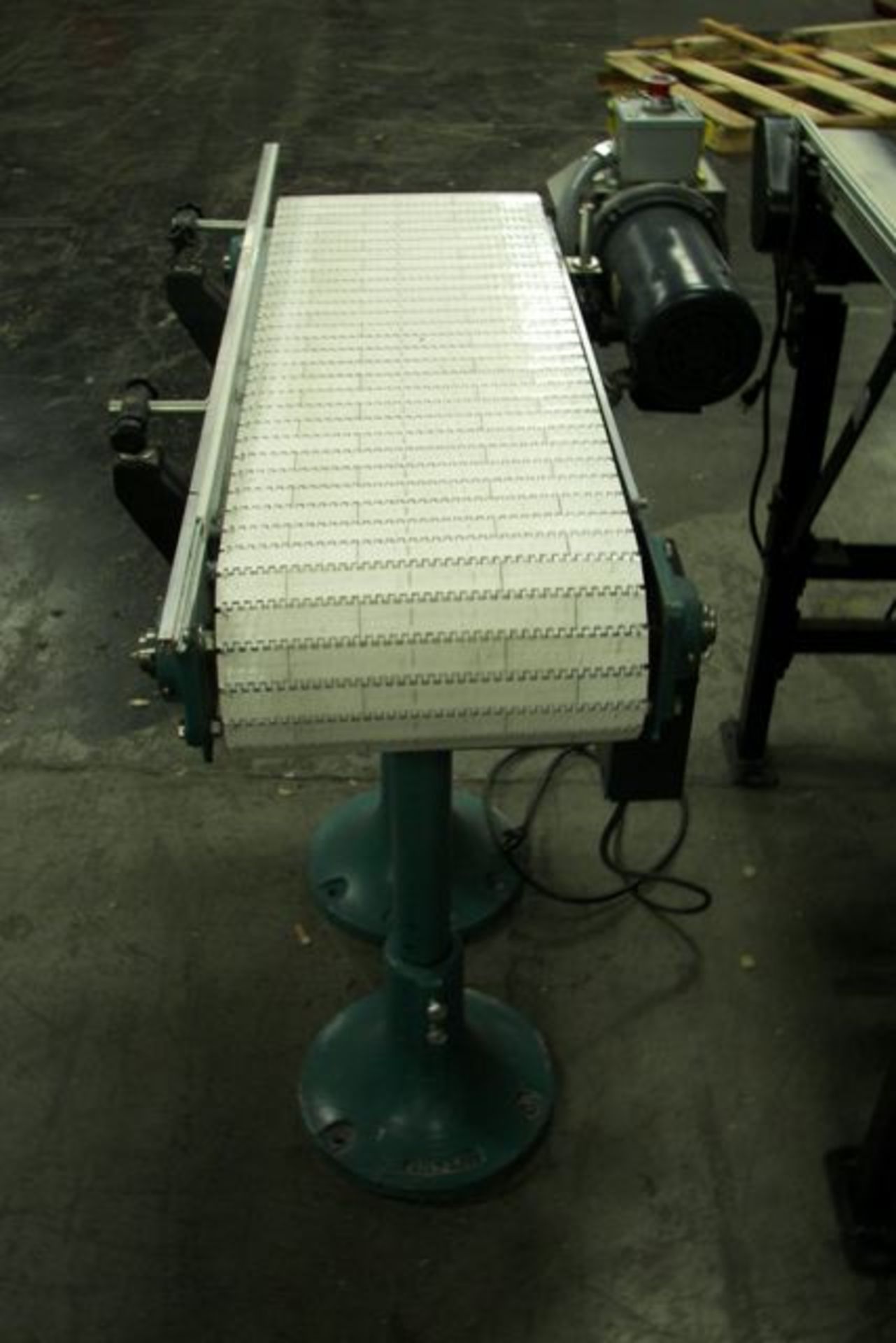 Bilt-Rite Mattop Transfer Conveyor 36 In L x 12" W  - RIGGING AND HANDLING FEES: $90