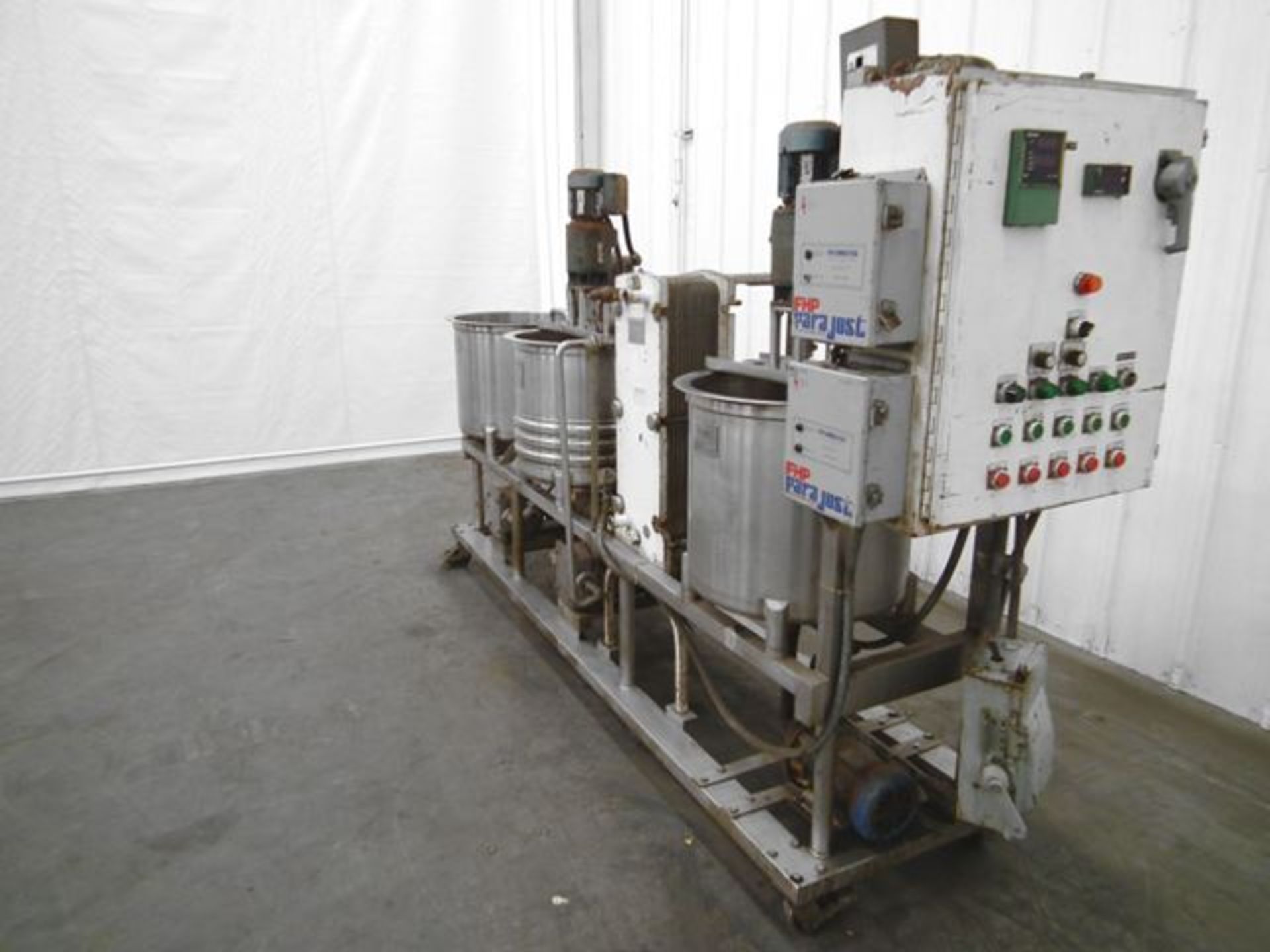 Metalcraft 3 Jacketed 25 Gallon Brew Tank System  - RIGGING AND HANDLING FEES: $120 - Image 5 of 6