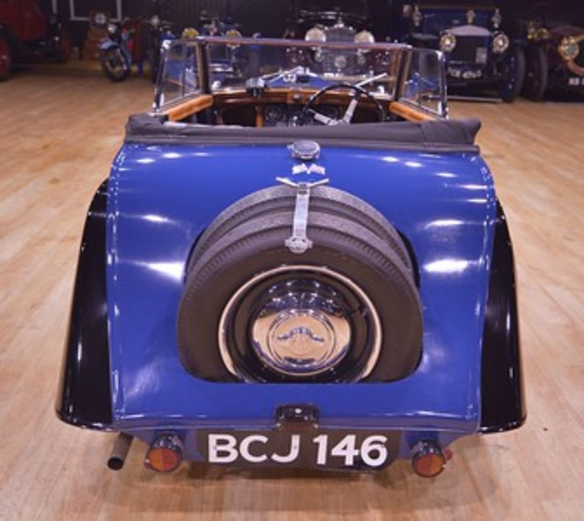 1938 4/4 Morgan Drop Head Coupe Flat Rad
The Drop head Coupe was considered to be the most - Image 6 of 11