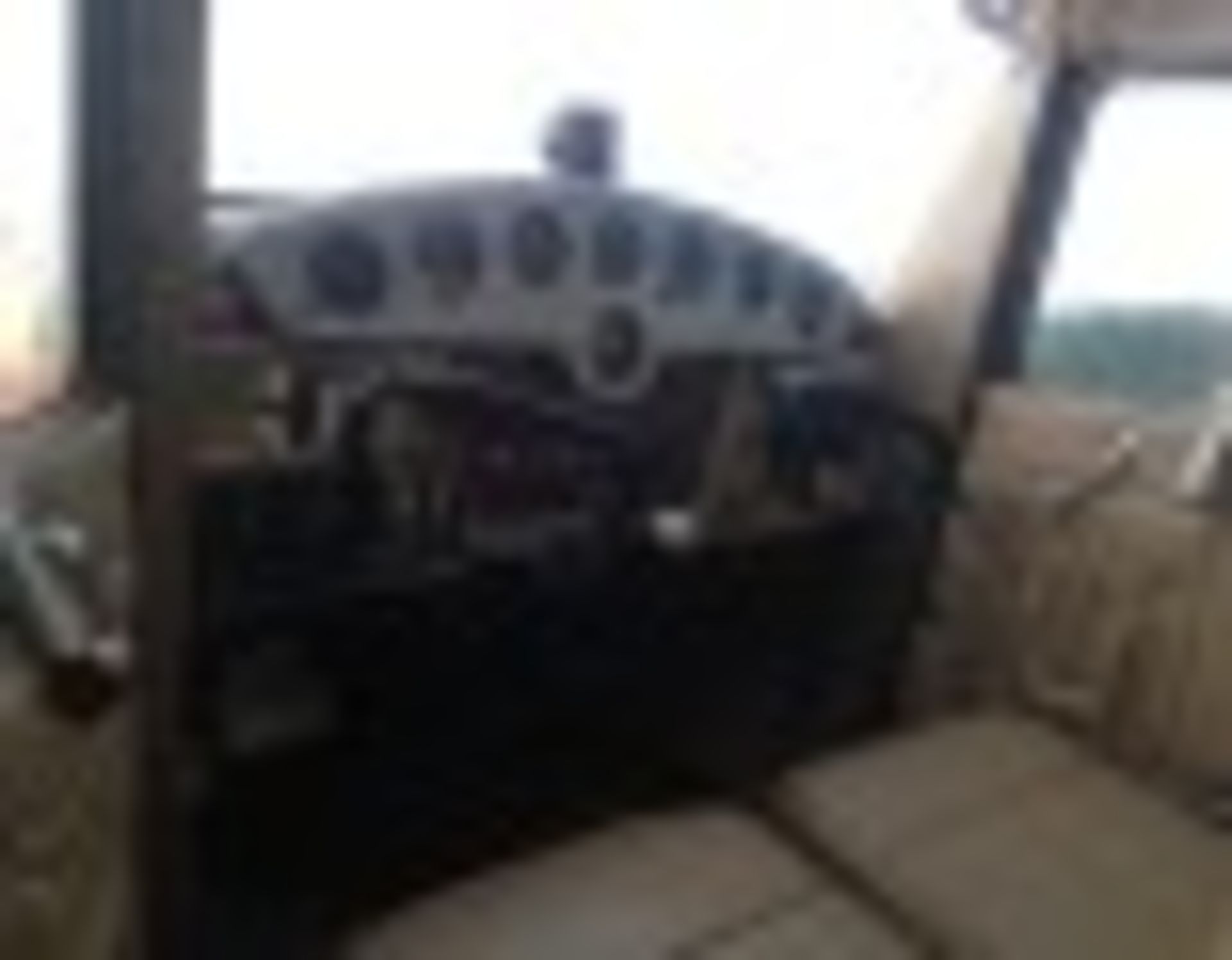 A stunning 1947 classic Cessna 140 just ready for some good old tail wheel fun. Theres not much to - Image 7 of 10