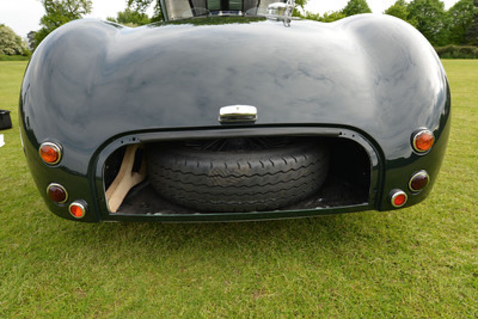 1951 Jaguar C type Replica
Chassis number REM19026320052012 
Registration number: 4BCX 
Brand New - Image 14 of 15