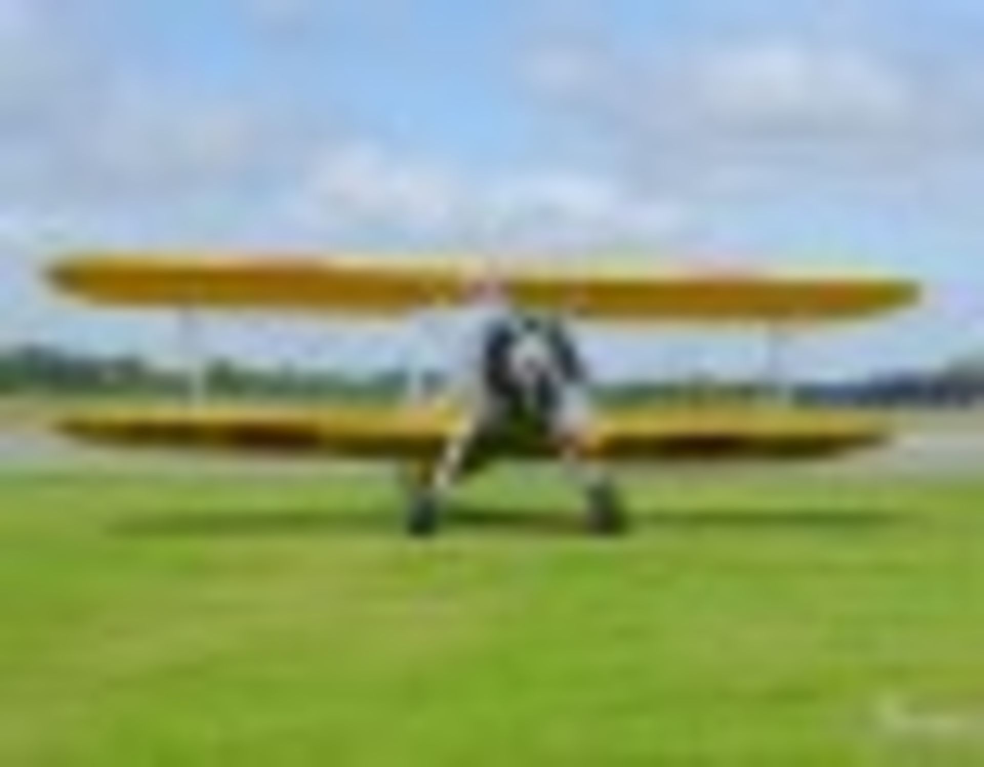 This Beautiful Boeing Stearman was Built 1942 and is painted in US Navy coloursa truly lovely - Image 7 of 12
