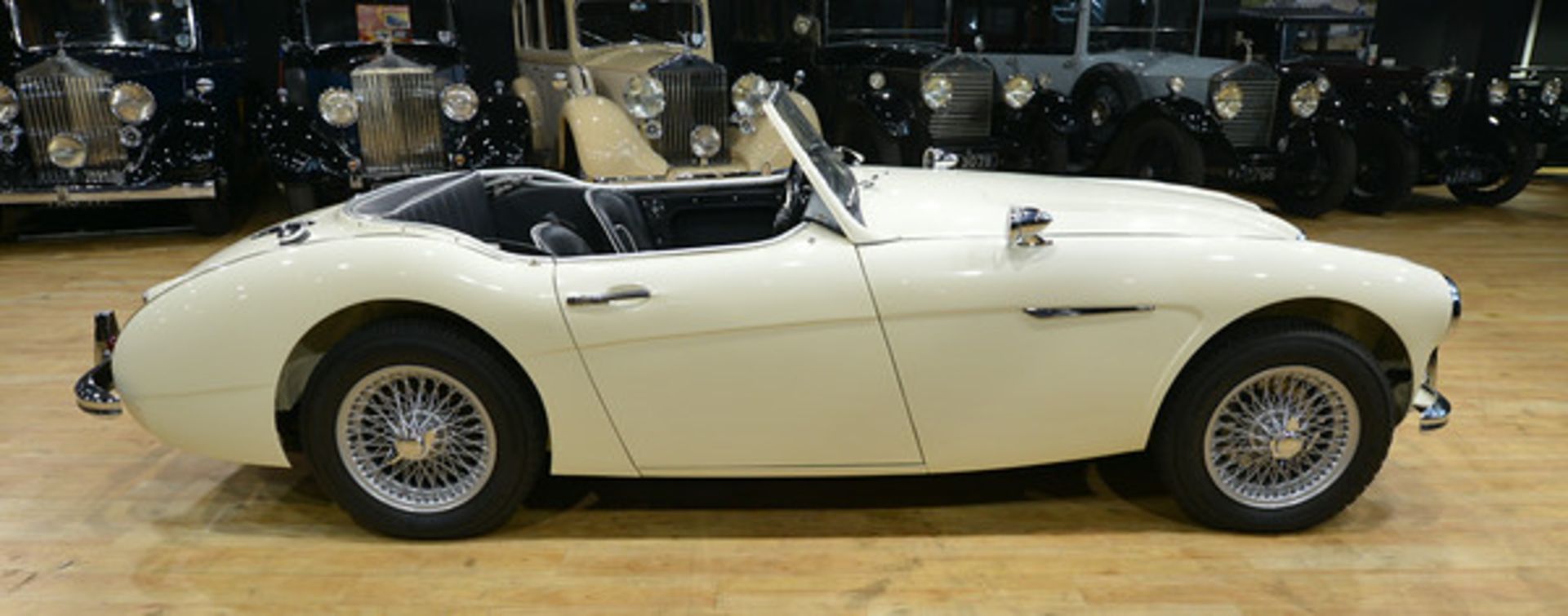 1961 Austin Healey 3000 Mark 2  Chassis number:HBT714945
Registration number: 234MYD  The Corgi - Image 8 of 15