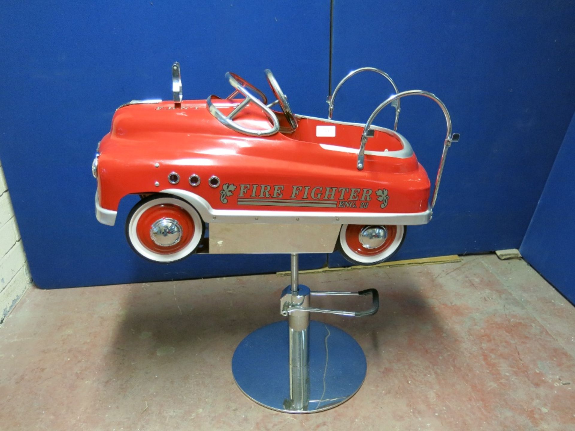 American Classic Comet Fire Fighters Metal Pedal Cart Children Hair Salon Chair - Image 3 of 12