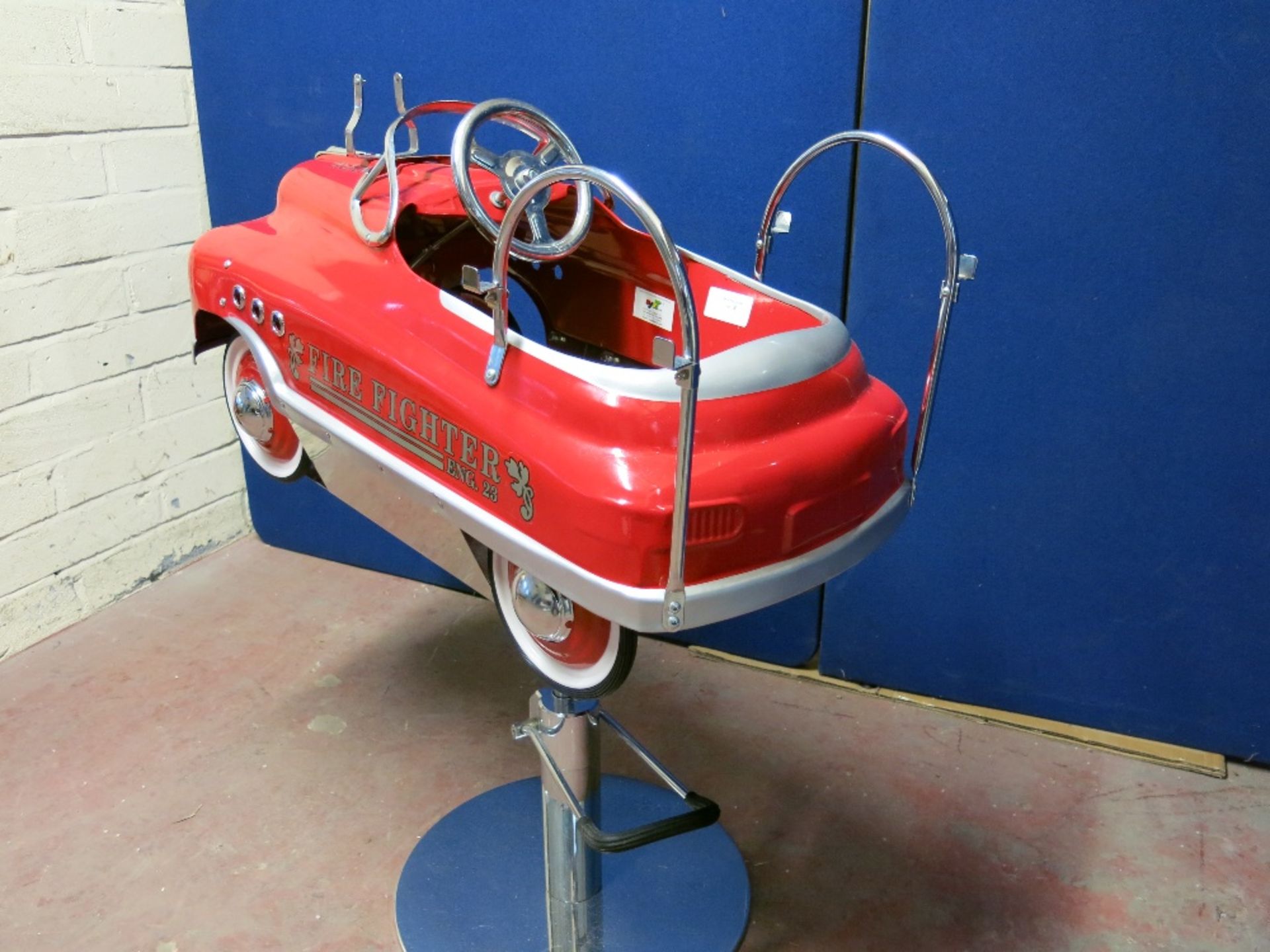 American Classic Comet Fire Fighters Metal Pedal Cart Children Hair Salon Chair - Image 6 of 12