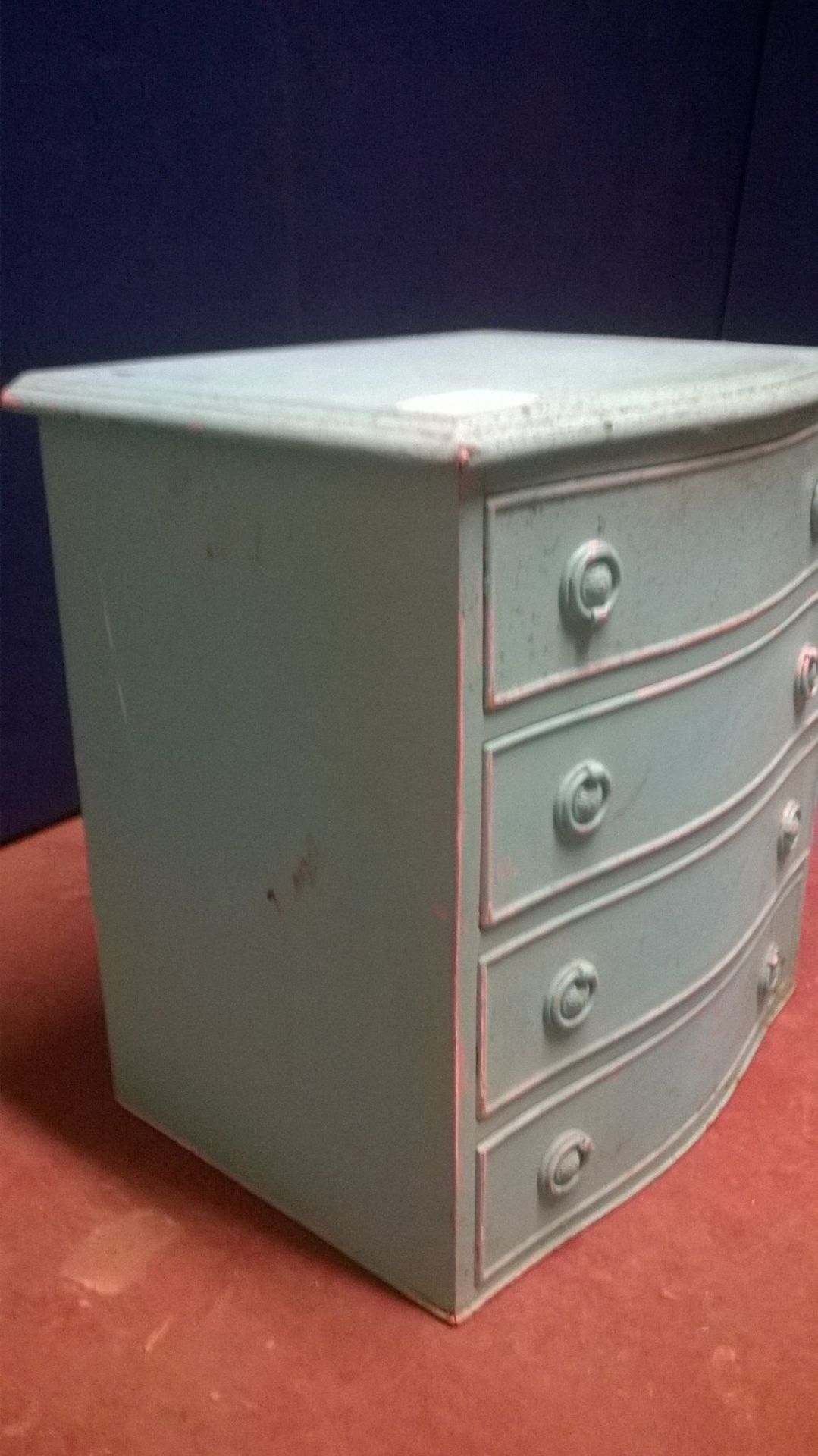 Shabby Chic Painted Wooden Bedside Cabinet / Chest of Drawers Unit - Image 5 of 5