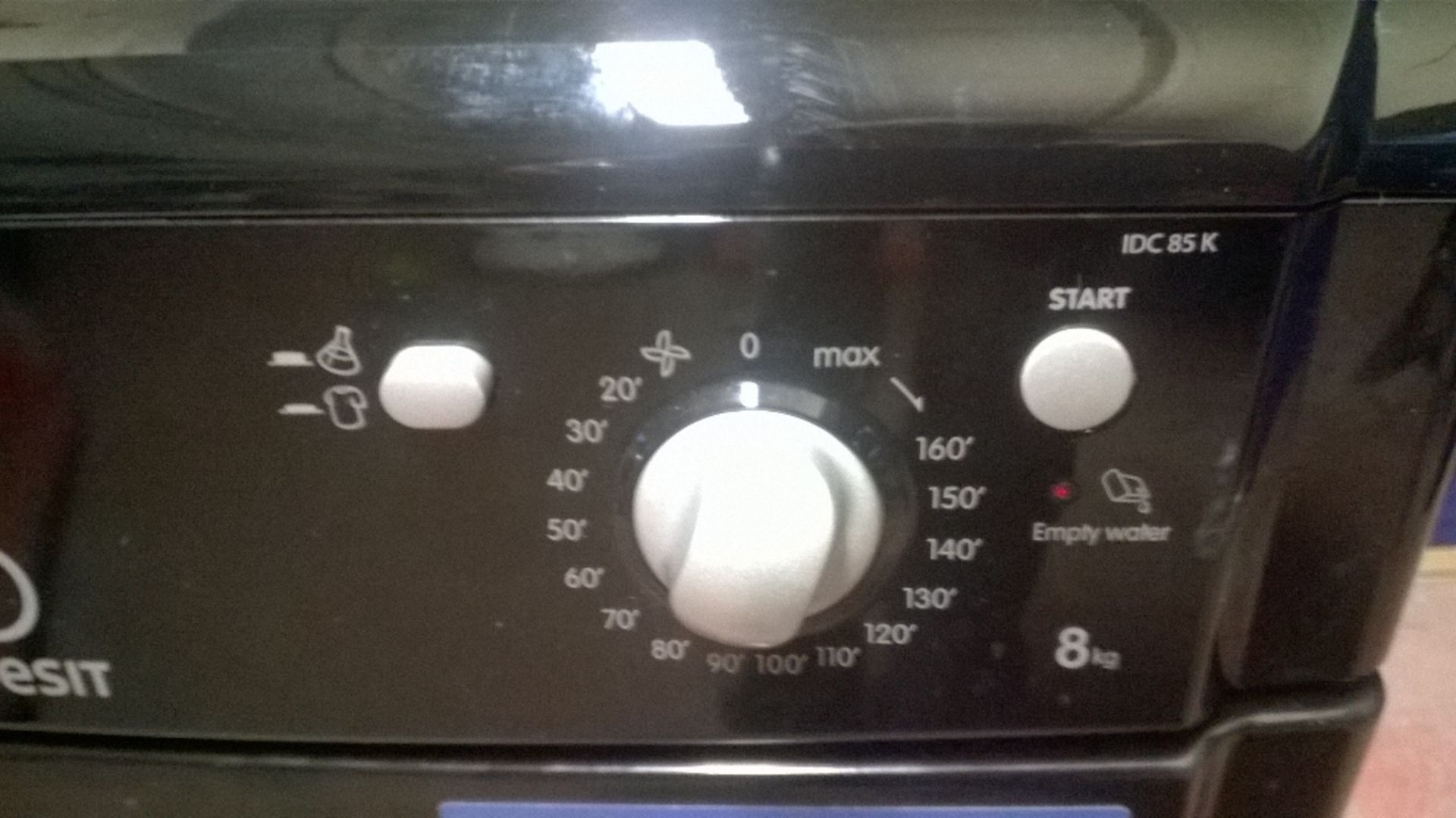 Indesit IDC85K Free-Standing Condensing Tumble Dryer - Image 4 of 8