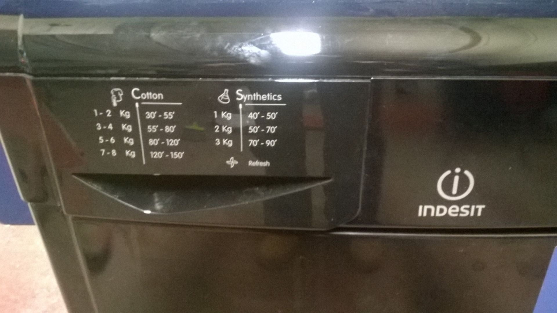 Indesit IDC85K Free-Standing Condensing Tumble Dryer - Image 5 of 8
