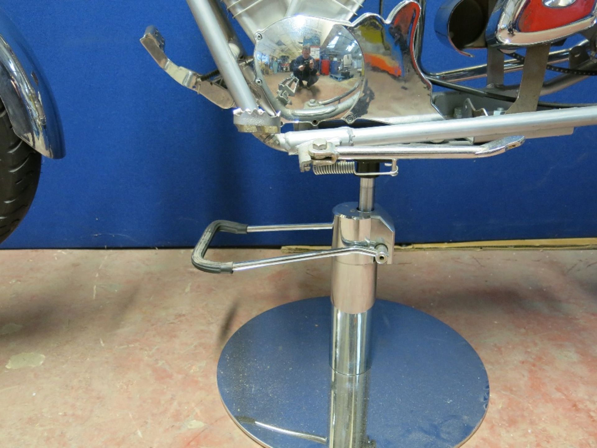 Motorbike Chopper Style Childrens Hair Salon Chair - Image 6 of 8