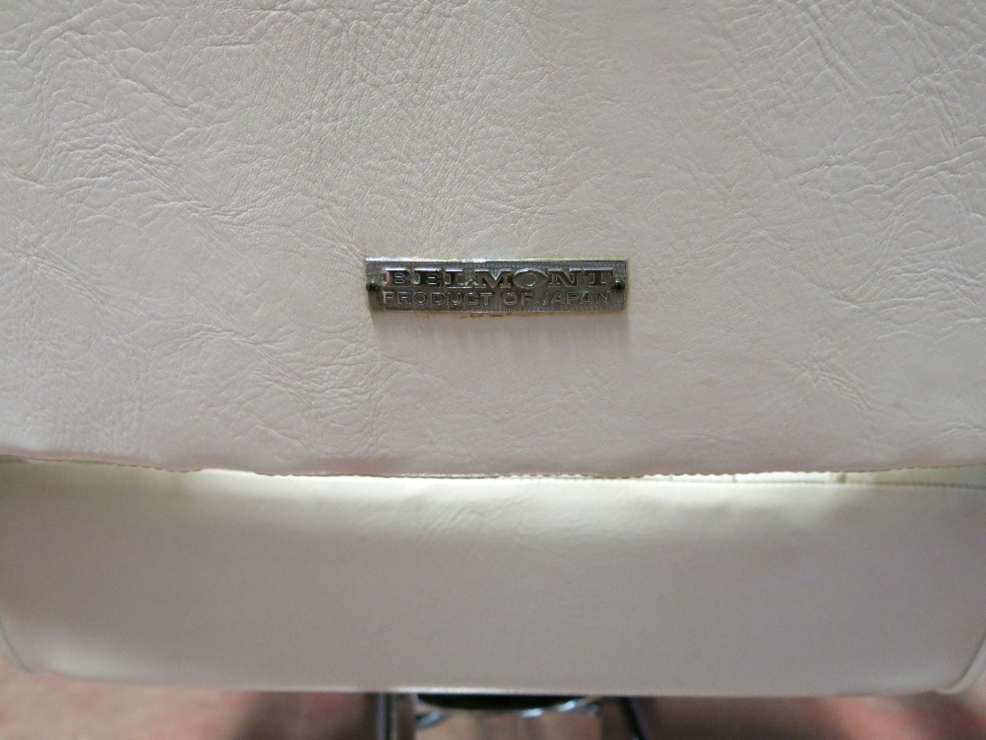 Takara Belmont GT Sportsman Hair Salon Chair - Image 7 of 10