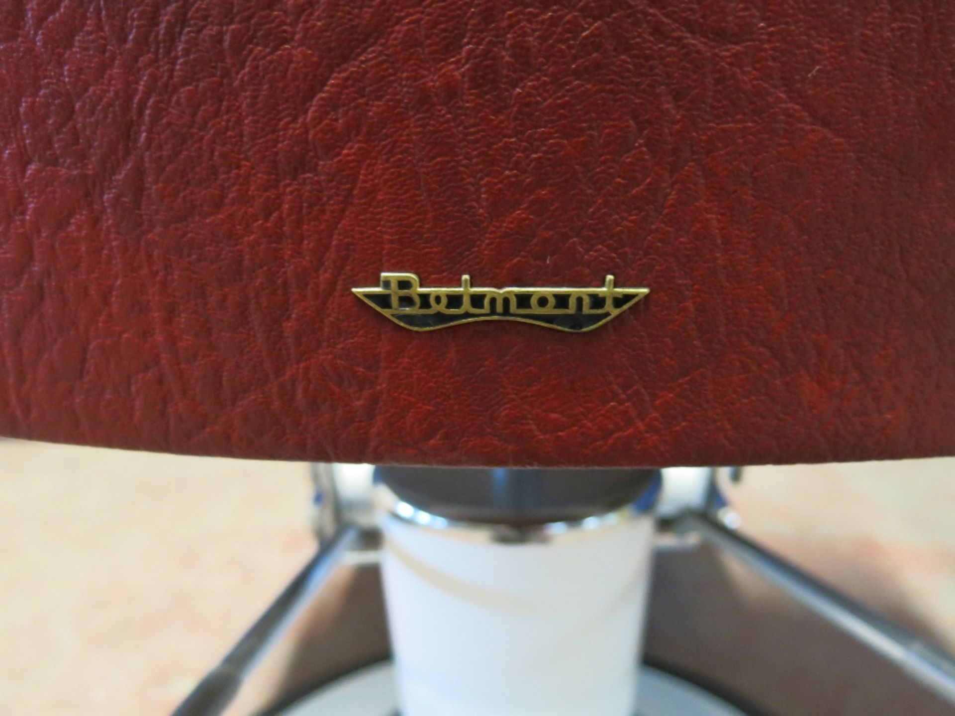 Takara Belmont Apollo 2 Hair Salon Chair - Image 7 of 9