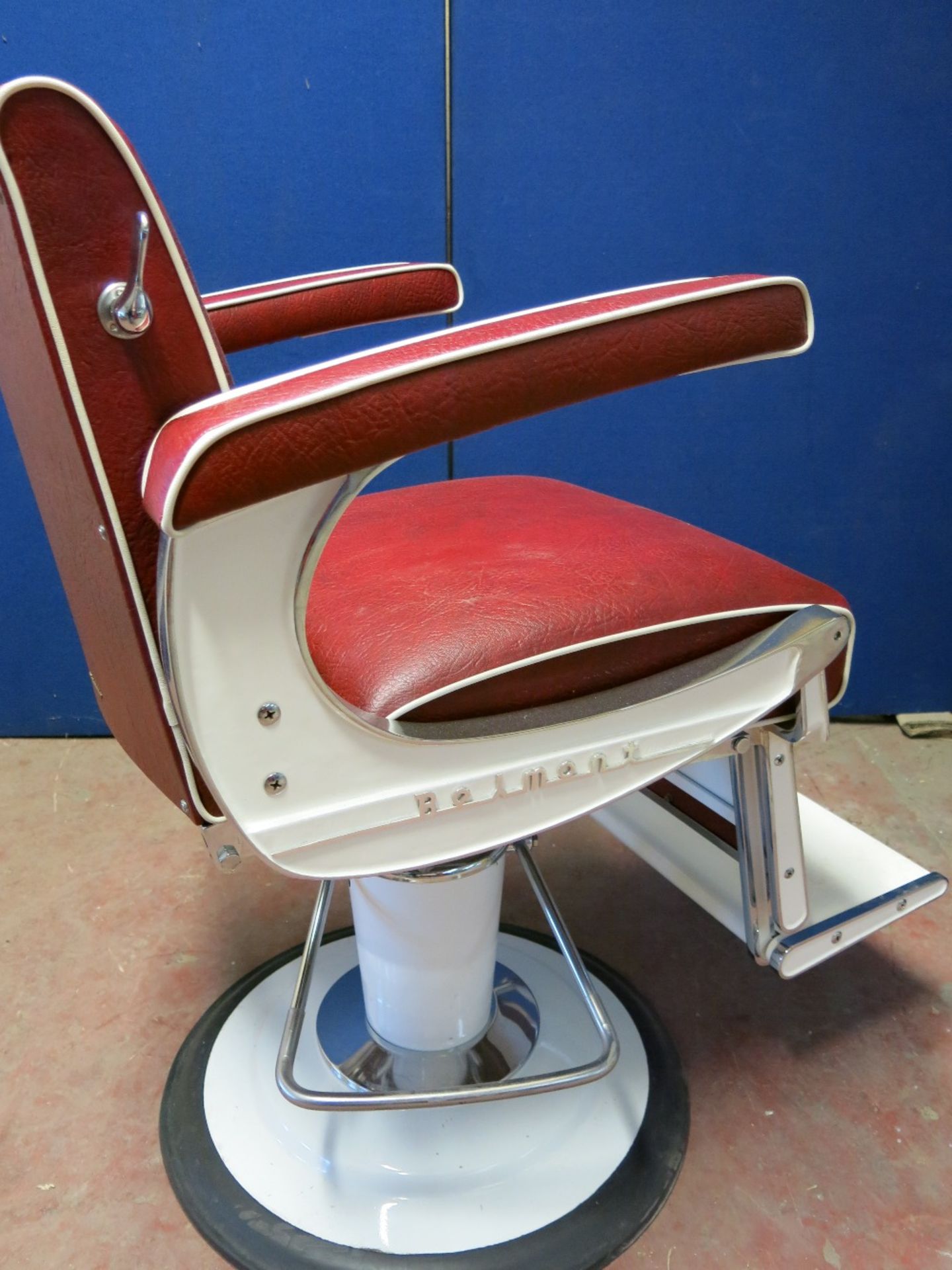 Takara Belmont Apollo 2 Hair Salon Chair - Image 8 of 9