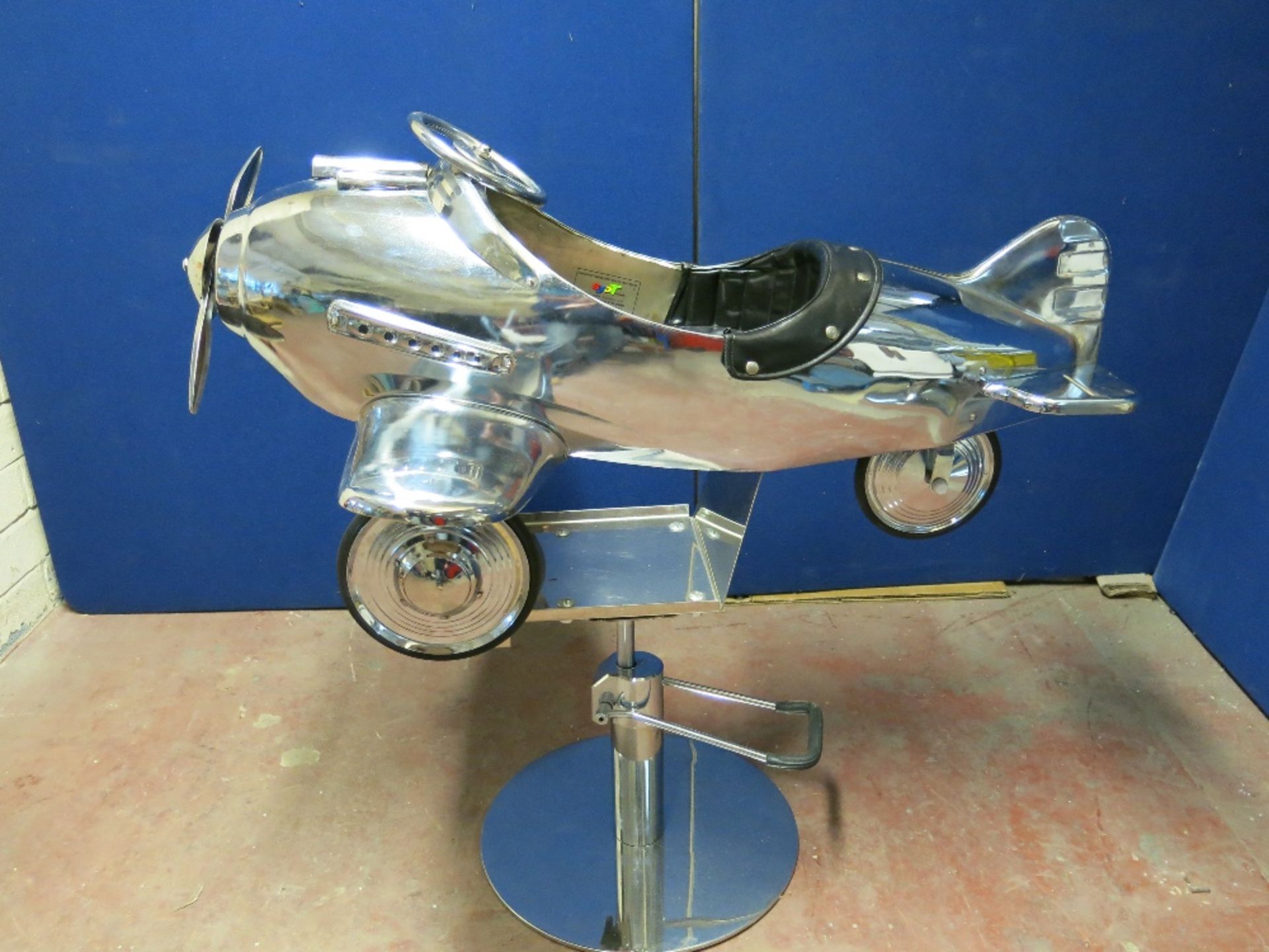 Metal Plane Pedal Cart Childrens Hair Salon Chair