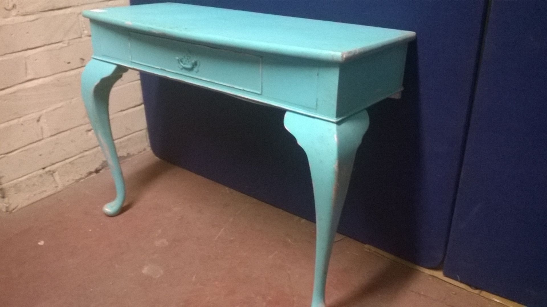 Shabby Chic Painted Wooden Salon Styling Station / Console Table with Single Drawer - Image 2 of 6