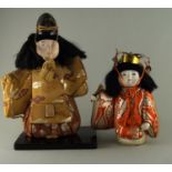 Zierpuppen Kaiserpaar, Meiji-Taisho Zeit  Kaiser H. 24 cm, Kaiserin 15 cm. Köpfe aus gipsähnlicher