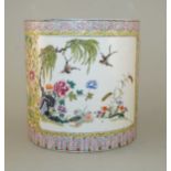 Famille Rose brush pot, Qianlong mark, early 20th century  Cylindrical pot. Décor in very fine