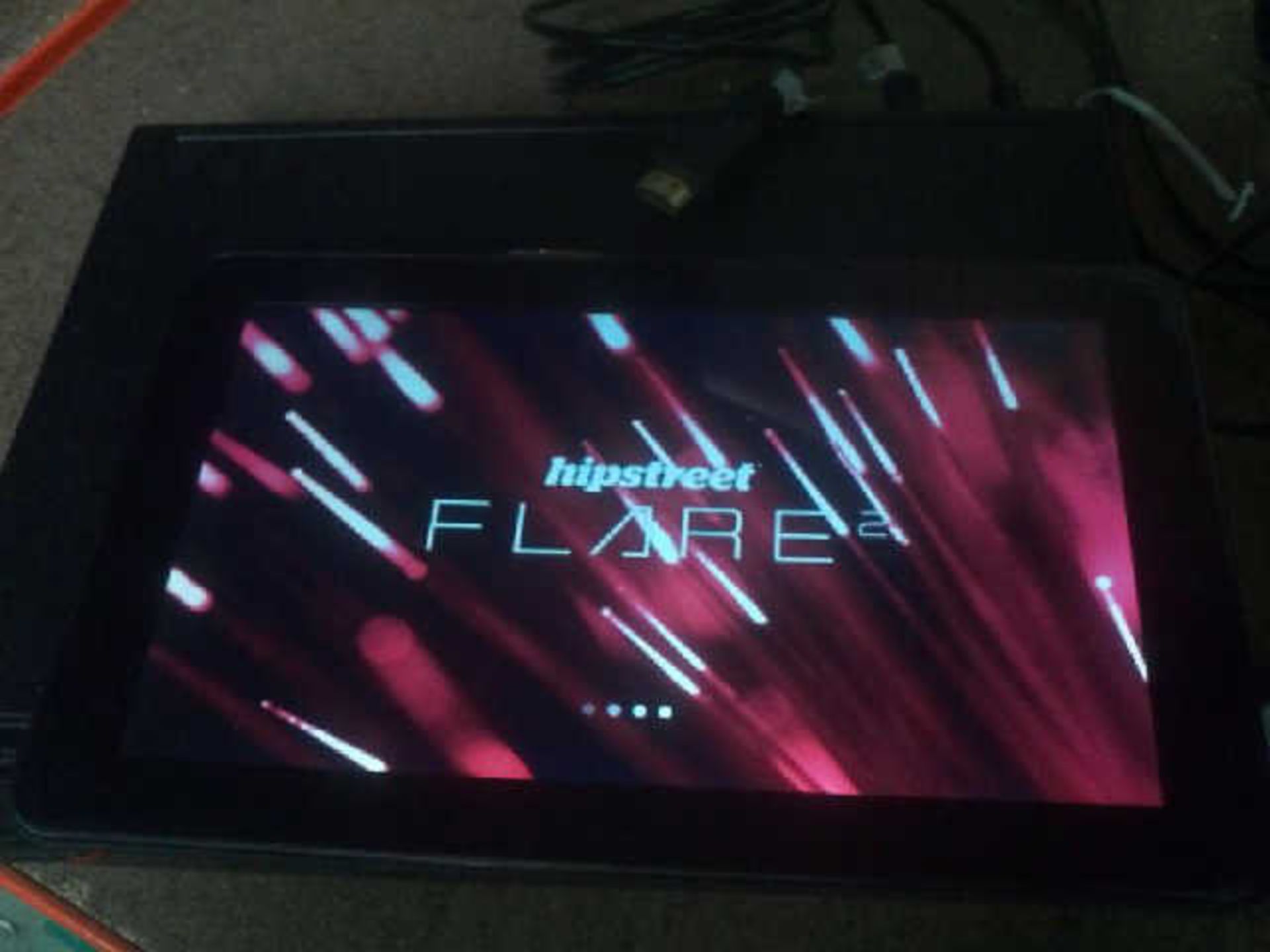 HIPSTREET FLARE 2.  9`` TABLET PC