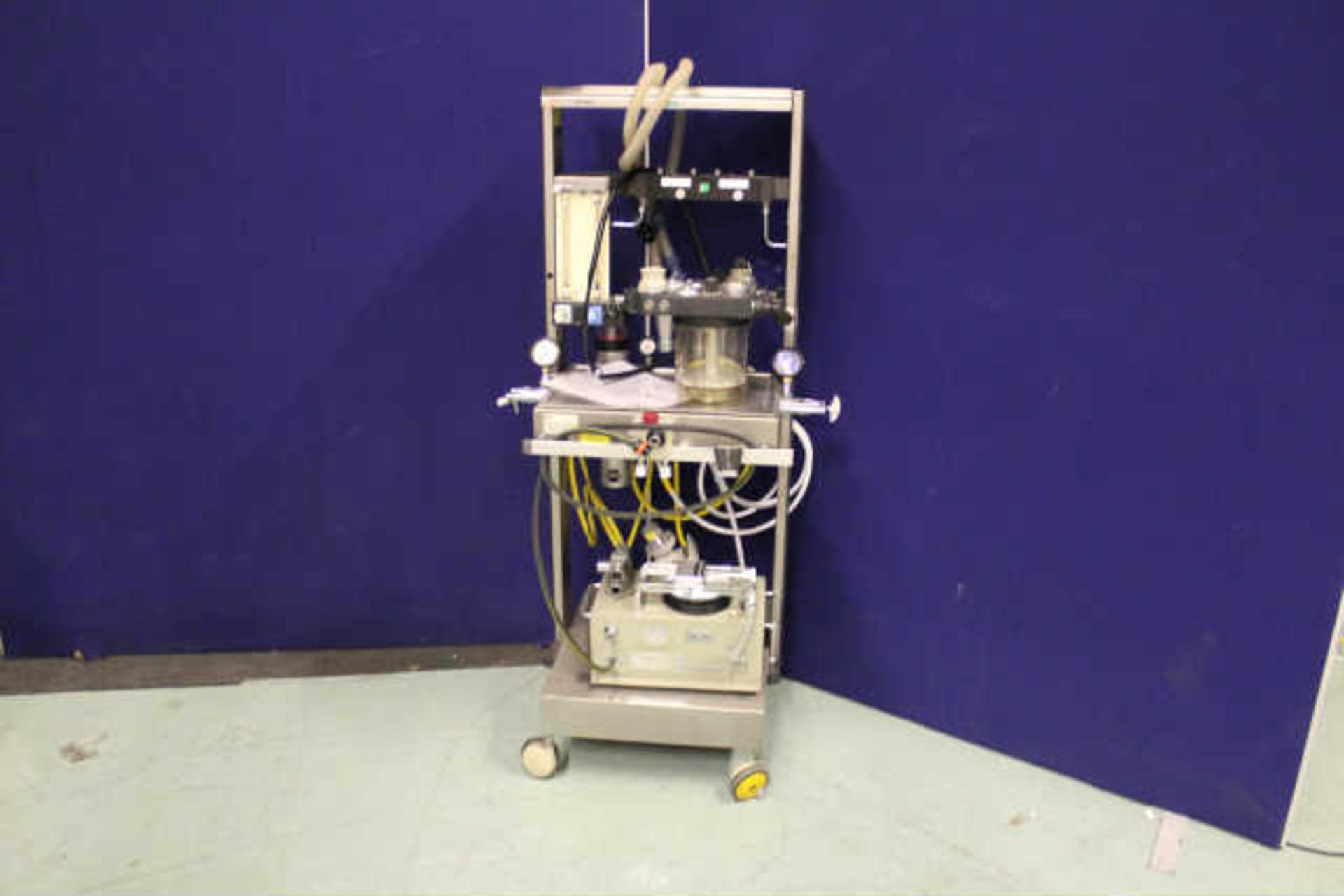 PENLOM 500 ANAESTHETIC MACHINE