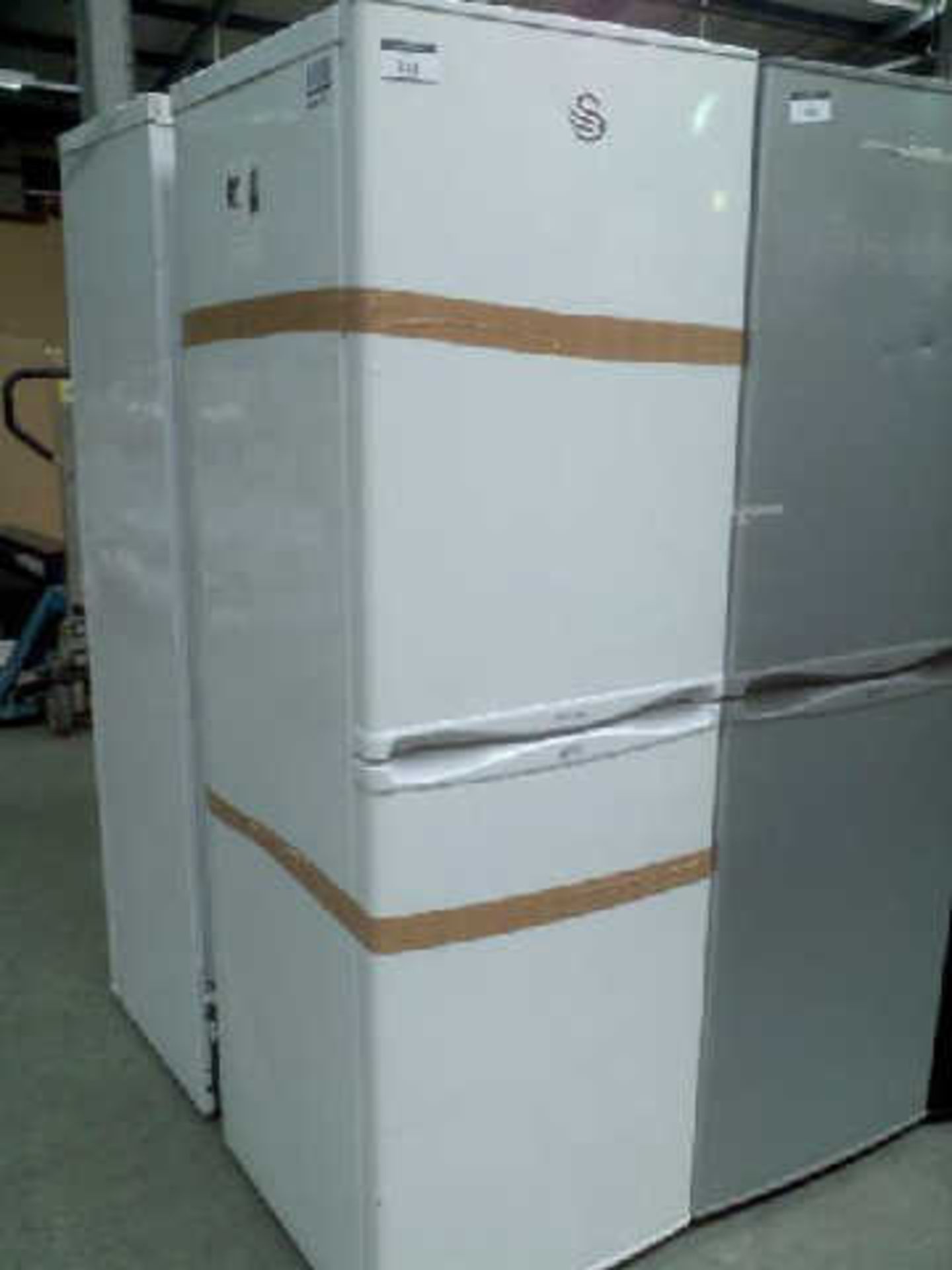 SWAN A+ CLASS FRIDGE FREEZER RRP £399.00