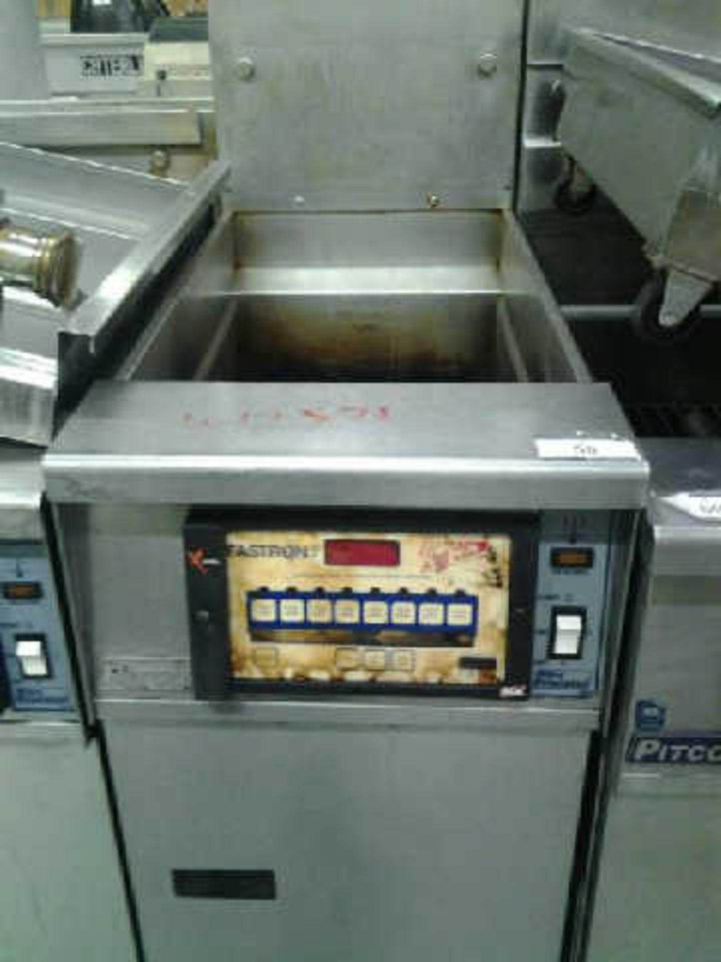 PITCO FASTRON SINGLE GAS FIRED DEEP FAT FRYER
