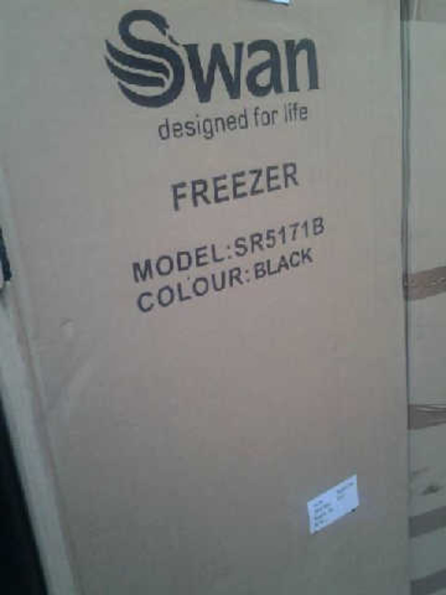 BOXED SWAN SR5171B BLACK TALL FREEZER RRP £379