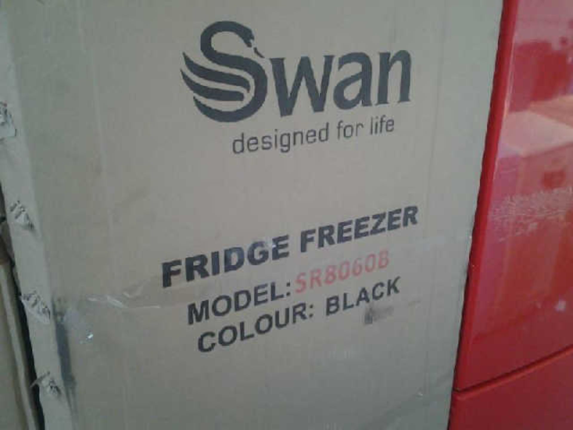 BOXED SWAN SR8060B BLACK FRIDGE FREEZER RRP £499