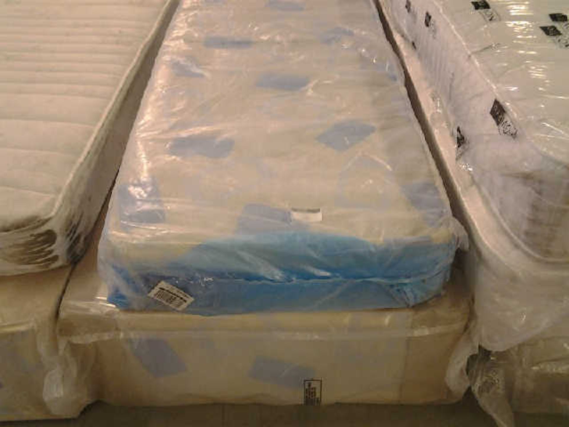 QUALITY BAGGED 2FT6 MATTRESS AND 3FT DIVAN BASE - Image 2 of 4