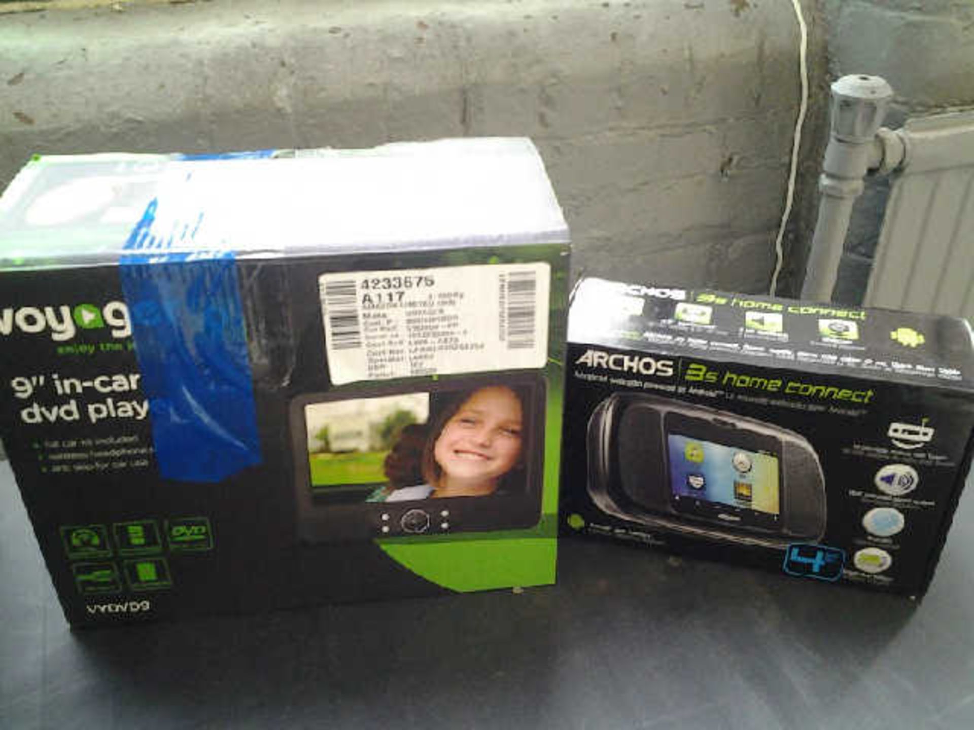2 ITEMS INCLUDING VOYAGER 9 " IN CAR DVD PLAYER AND ARCHOS 3S HOME CONNECT ADVANCED WEB RADIO - Image 2 of 3