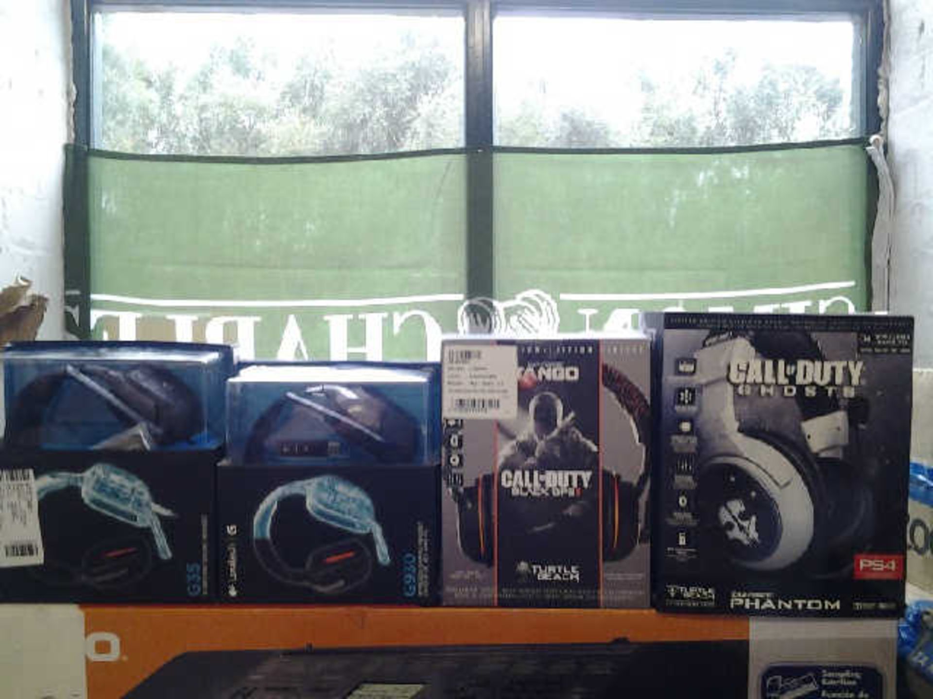 APPROX 4 ITEMS INCLUDING LOGITECH G35 SURROUND SOUND HEADSET , LOGITECH G930 WIRELESS GAMING HEAD... - Image 2 of 6