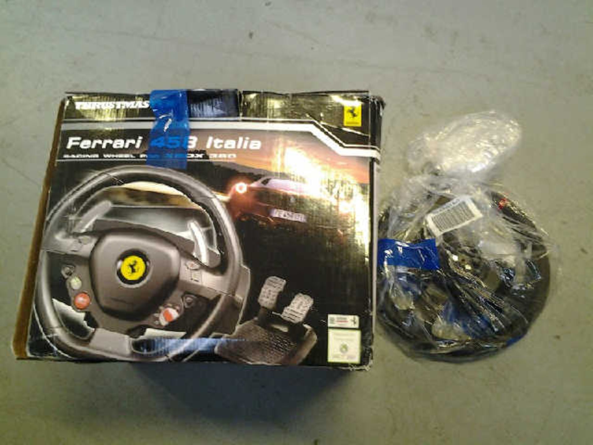 2 X THRUSTMASTER FERRARI 458 ITALIA RACING WHEEL FOR XBOX 360