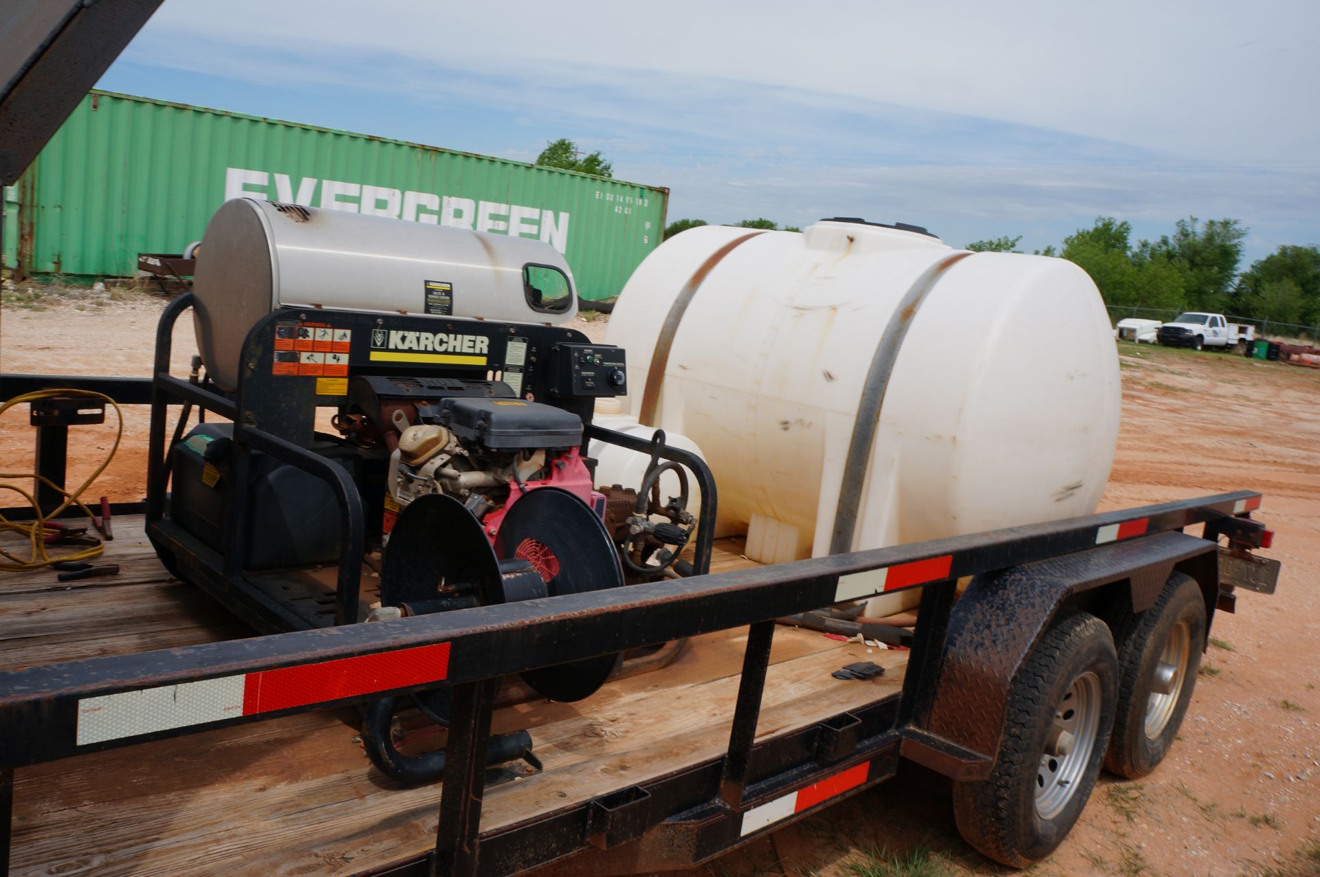 KARCHER POWER WASHER/STEAMER W/550 GAL TANK 2-CHEM TANKS, ALUMINUM TOOL BOX ON HD 16' TRAILER - Image 2 of 3