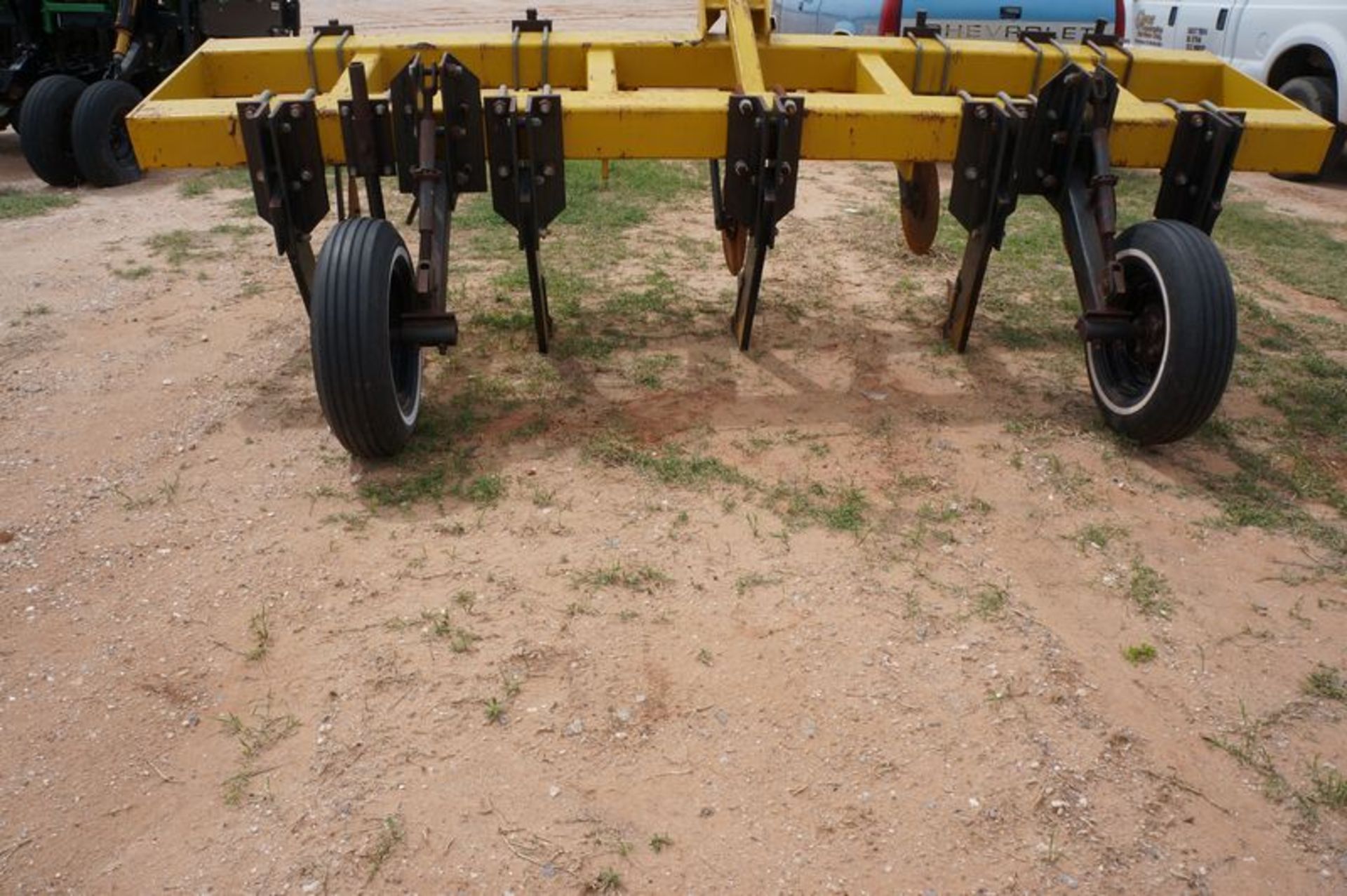 THE "MULCHER" BY AGRI-PRODUCTS 6-RIPPERS W/CUTTERS 3 PT. - Image 3 of 3