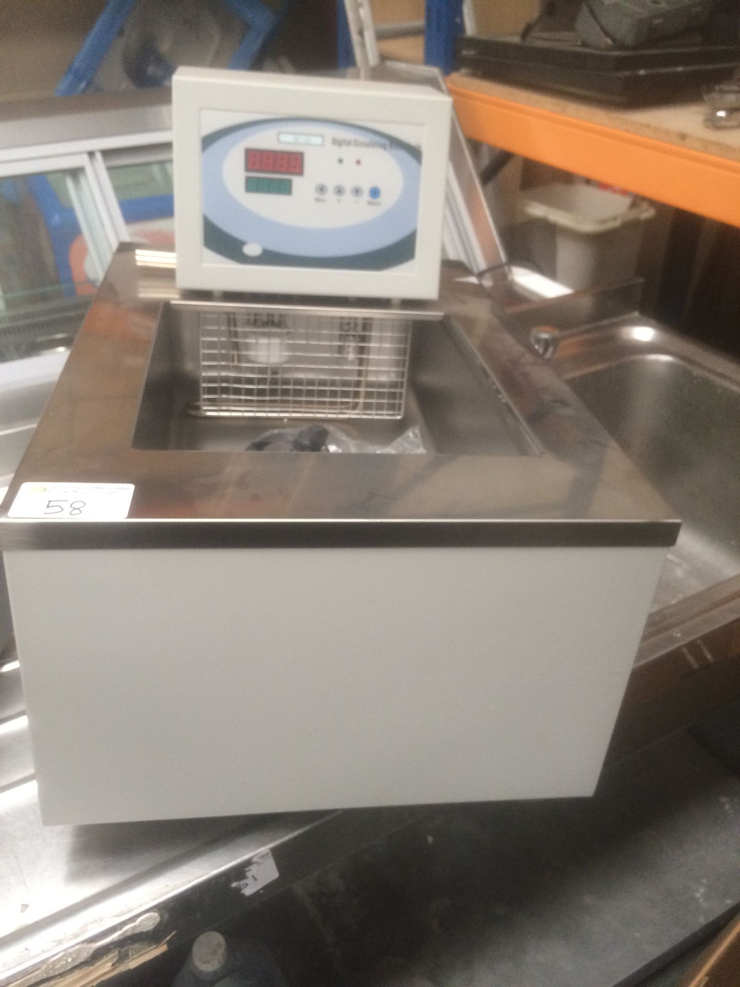 SC20 Sous vide water bath with stirrer