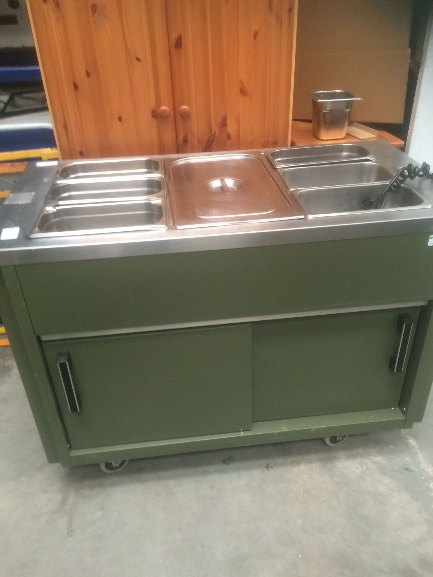 Grundy Hotcupboard...servery....carvery - Image 3 of 3