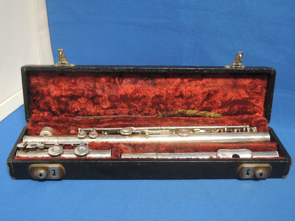 A 20th century Besson flute, serial number 237497, Westminster