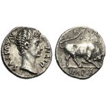 Augustus (27 BC - AD 14), Denarius, Lugdunum, 15-13 BC; AR (g 3,71; mm 18; h 6); AVGVSTVS - DIVI