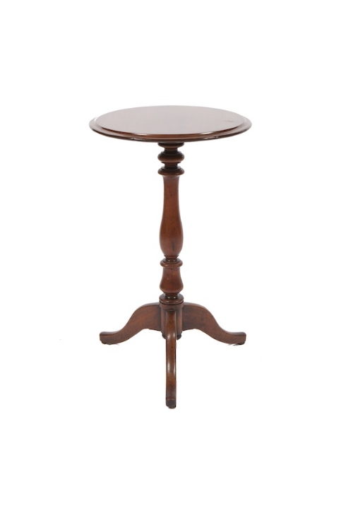 A KIDNEY SHAPED OCCASIONAL TABLE, the mo - Image 2 of 2