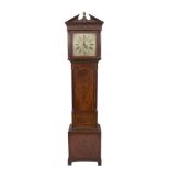 AN IRISH GEORGE III MAHOGANY LONGCASE CL