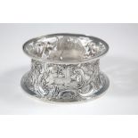 AN EDWARDIAN SILVER DISH RING, London 19