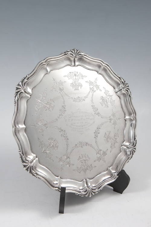 A SILVER SHAPED CIRCULAR SALVER, Sheffie