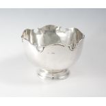 A SILVER MONTEITH BOWL, London 1918, wit