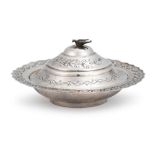 AN OTTOMAN SILVER COVERED BOWL With the tugrah of "Sultan Mehmed Resad V (1909-1918)" W: 198 gr D: